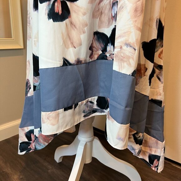 Simply Vera Vera Wang Watercolor Floral Asymmetrical Dress, Size Large - Picture 4 of 16